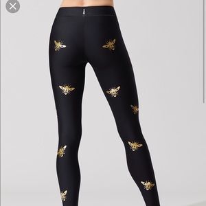NOT GOLD. Black bee high waisted ultracor leggings